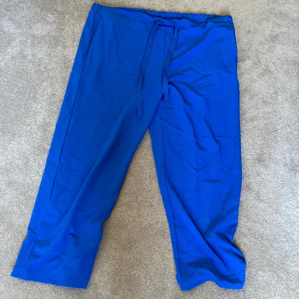 AVE royal blue scrub pants. Size XL